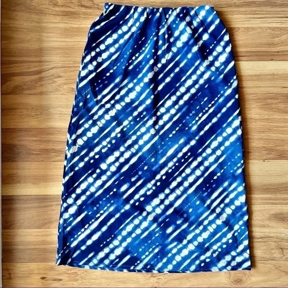 Japna Midi Satin Skirt Blue White Medium